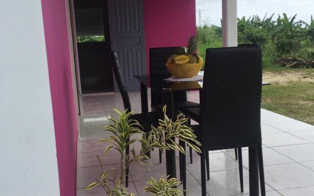 House With 2 Bedrooms in Saint-françois, With Furnished Garden - 3 km