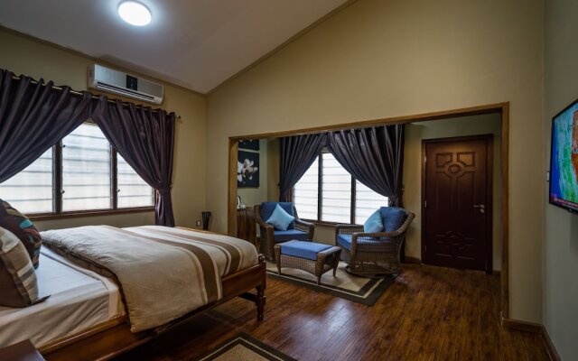 Maaha Beach Resort
