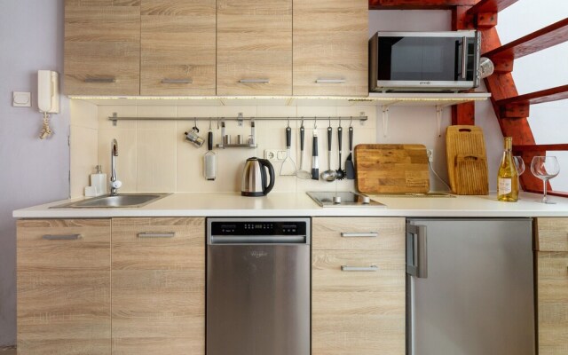 Studio Cracow Boguslawskiego by Renters