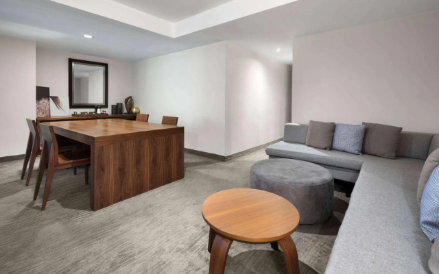Wyndham Monterrey Ambassador Centro