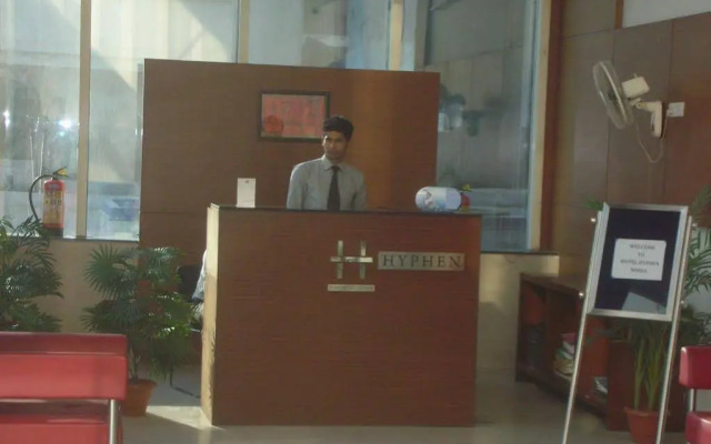 Hotel Hyphen Noida