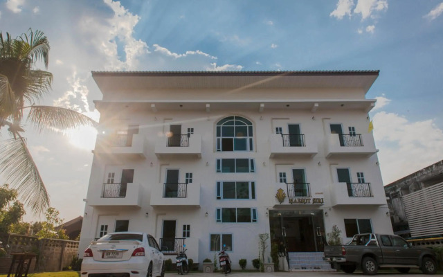 Maesot Siri Hotel