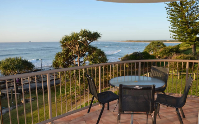 Pandanus Shores Kings Beach