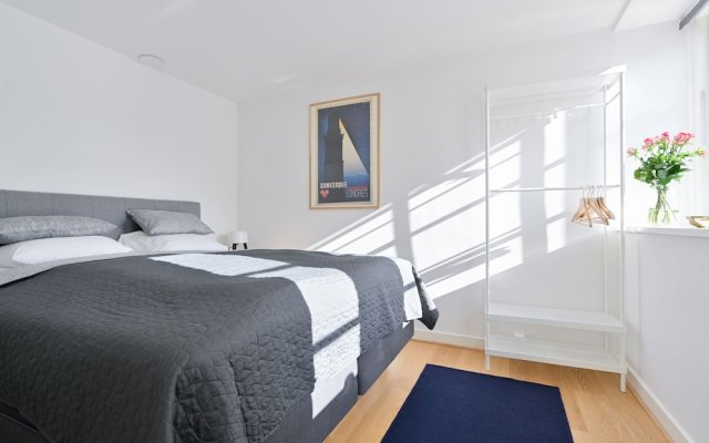 Lovely 1 Bedroom Apartment In The 18Th Century Building In Downtown Copenhagen