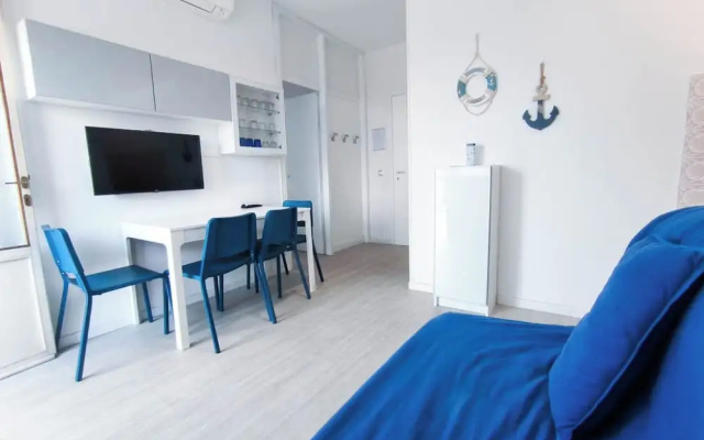 Apartment With Balcony and Pool Access