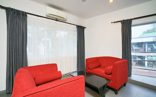 Mookkannoor Tourist Home by OYO Rooms