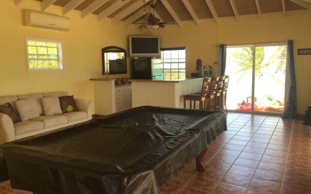 Breezy Palms Villa