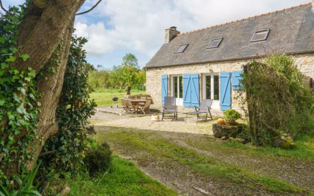 House Pen Ilis Ploneour-Lanvern