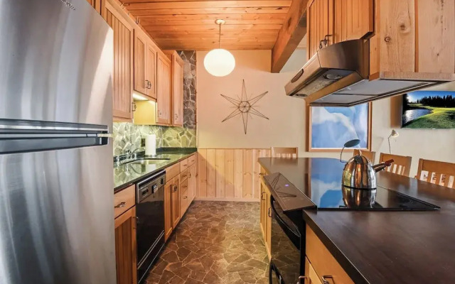 Comfy Alpine Meadows Endless fun