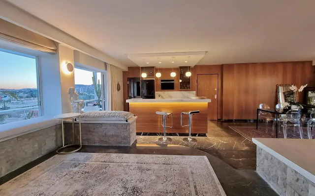 The One 360 Skyline Penthouse Athens