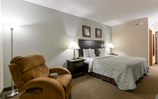 Grand View Inn and Suites