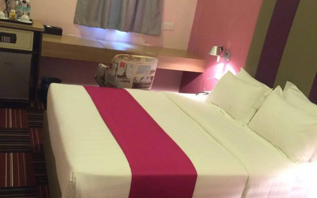 Smurf Inn Homestay