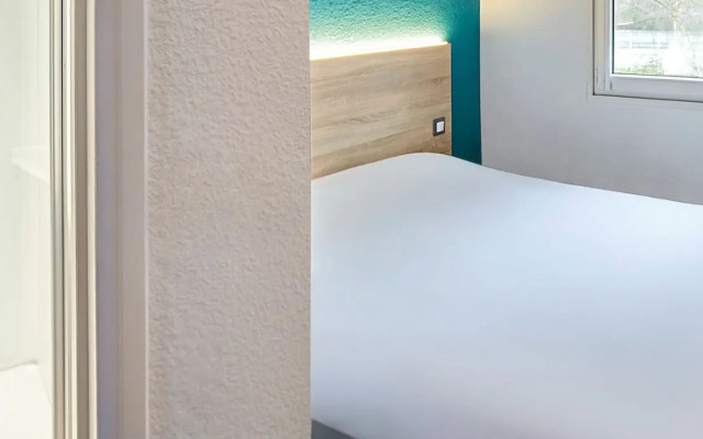 hotelF1 Paris Saint-Denis Universite