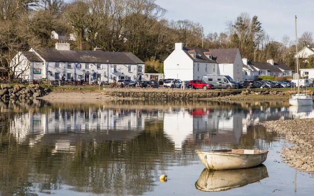 Neaudd Wen