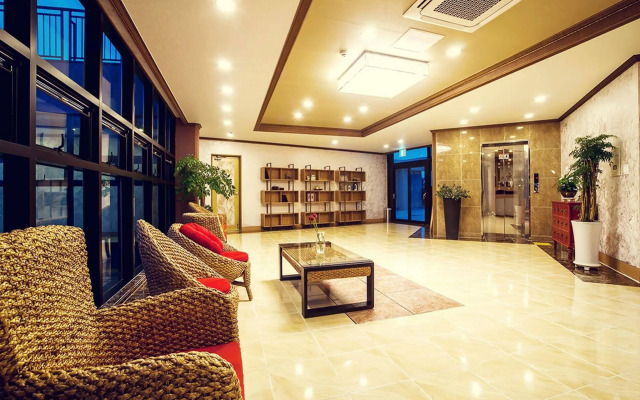 J View Hotel