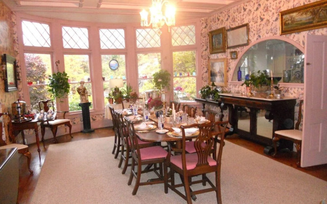 Ruah Bed and Breakfast