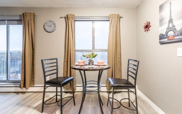 Cozy 1BR Apt w King Bed - Close to Downtown