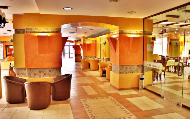 Kiparisite Hotel