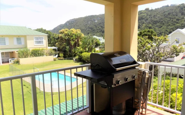 11 Mustique, Riverclub