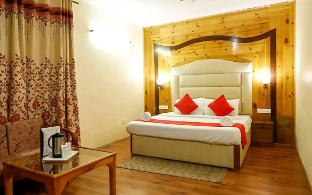 OYO 12425 Neha Palace