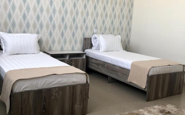Tarlan Hotel