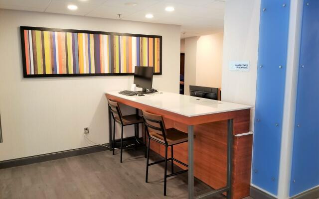 Holiday Inn Express Columbia - Two Notch by IHG