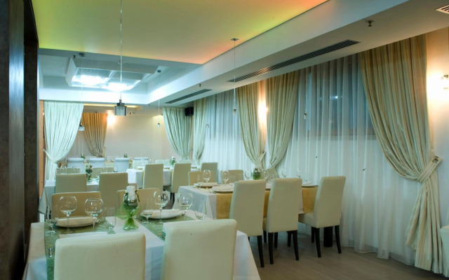Hotel SOA