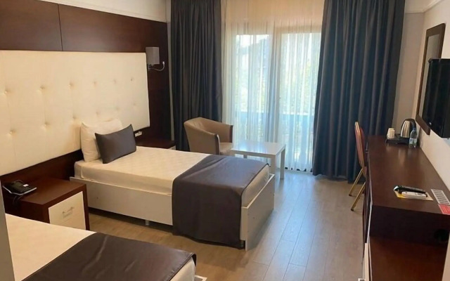 Paradise Island Hotel