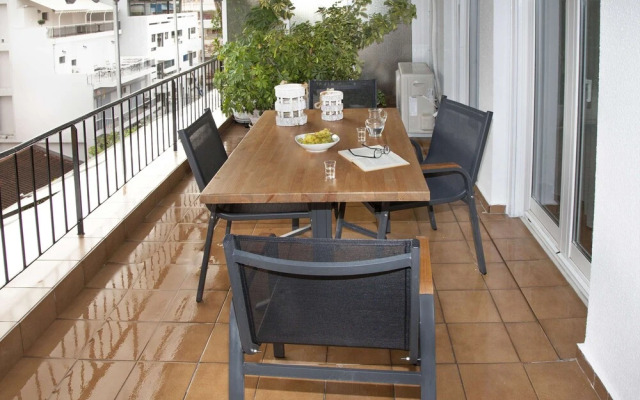 Exceptional Penthouse near Acropolis Museum by GHH
