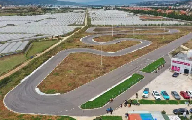 Rhino Spring Villa Hotel