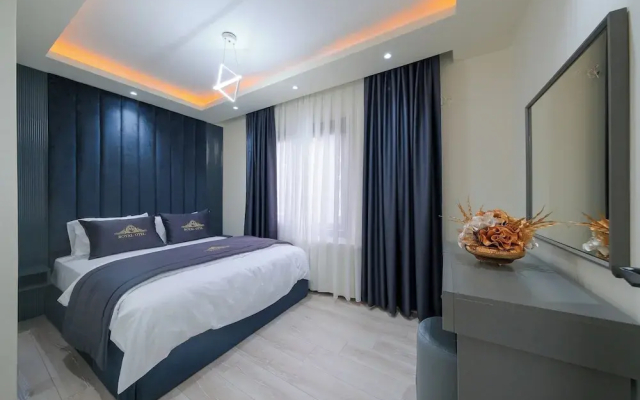Ms Royal Otel
