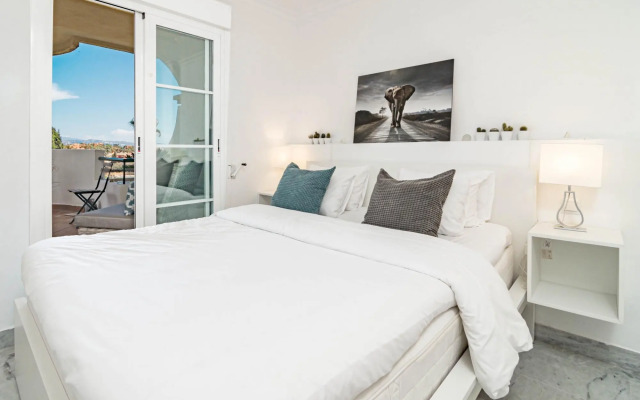 SAT2 - Modern 2 bedroom apartment with ocean view