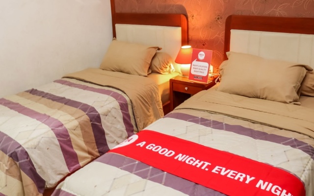 Nida Rooms Talaga Bodas 6 Lenkong at Rizh Garden Family Hotel – Guest Rooms – Bandung