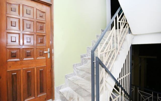 OYO 10860 Home Modern 3BHK New Shimla