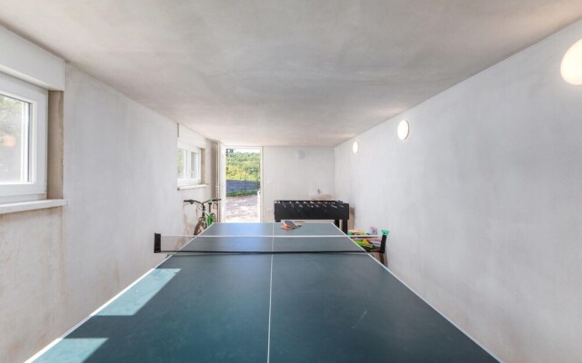 Nice Home in Zminj With Wifi and 3 Bedrooms