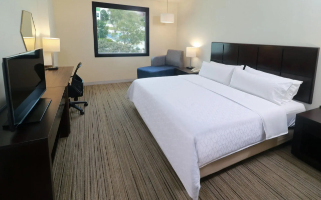 Holiday Inn Express Guadalajara Iteso by IHG