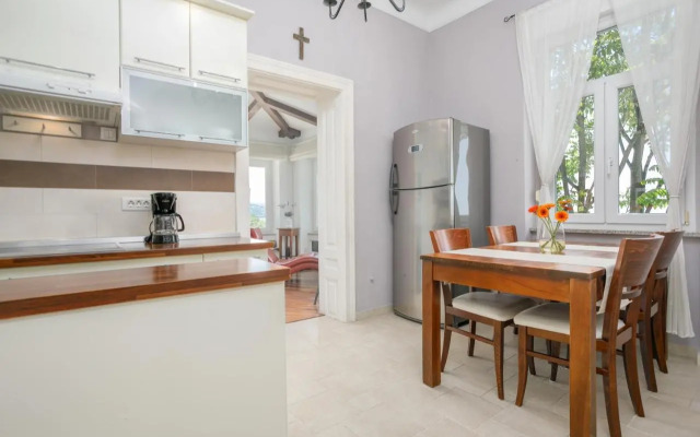 Apartment Gloria