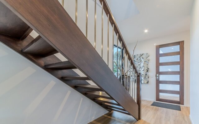 Sweeping Views - Free Wifi & Netflix - PET Friendly