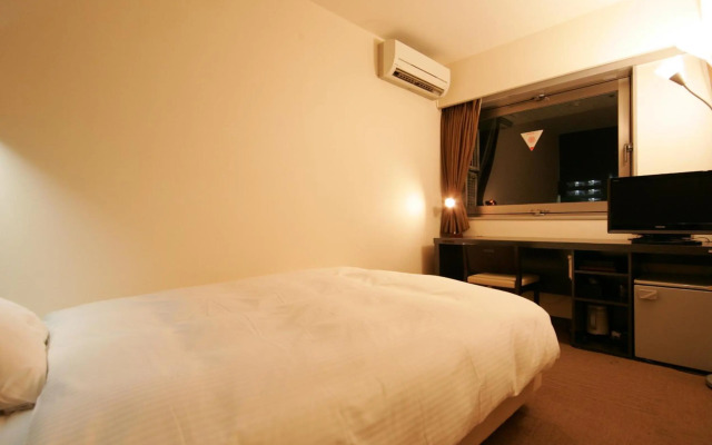 Green Rich Hotel Nishitetsu Ohashi Ekimae