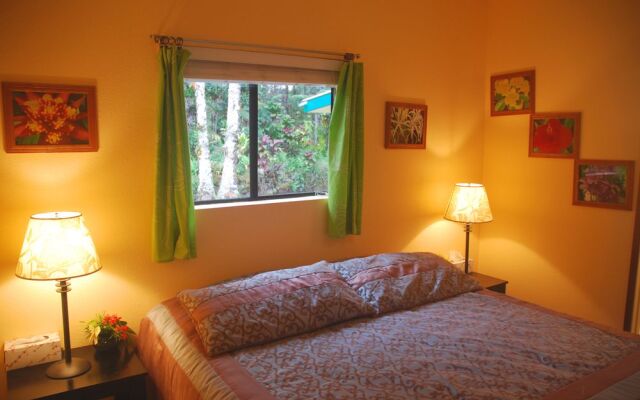 Hale Moana Bed & Breakfast