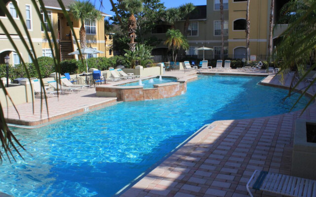 Exquisite Avalon Clearwater Condo,Minutes To Beach