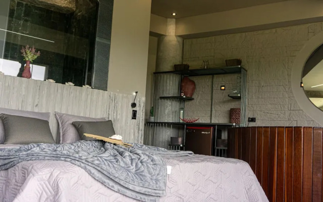 EleMYNT LifeStyle Hotel