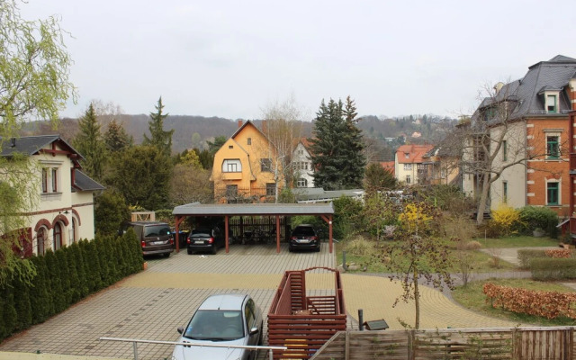 Weber Apartments