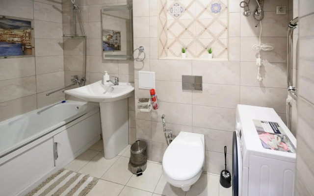 Abri Luxe on 52B Revolutsii str.