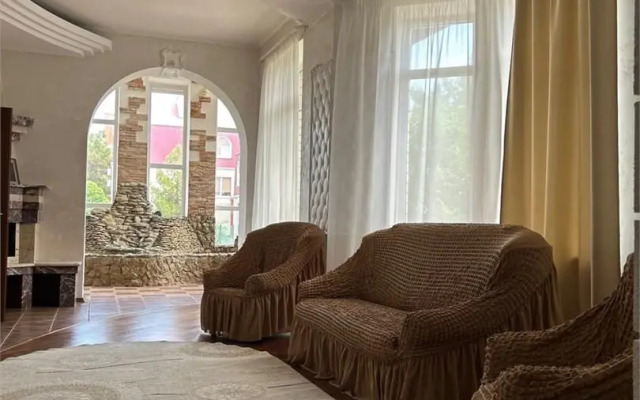 Masha House Guest Complex