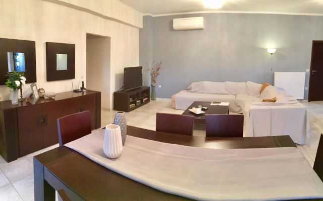 Luxury House in Nafplio with a great view balcony