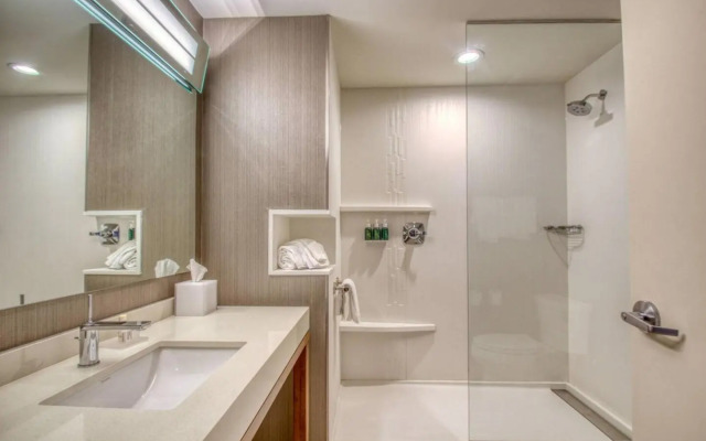 Courtyard by Marriott Fargo