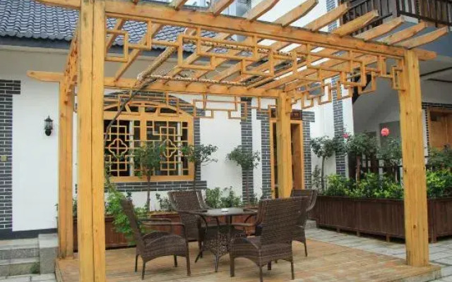 Luanchuan Yuanheng Hotel