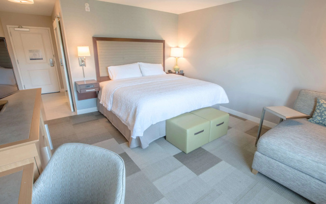 Hampton Inn by Hilton Amesbury
