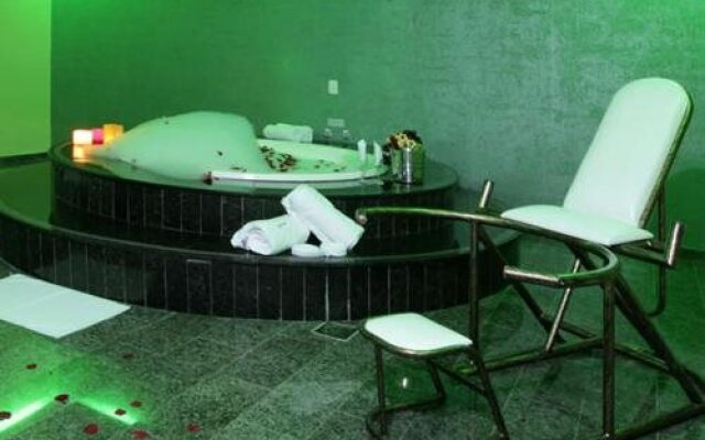 Hipnose Motel (Только для взрослых)